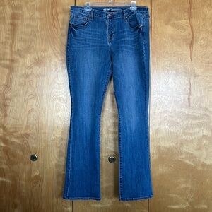 14 Long Old Navy Curvy Bootcut Jeans